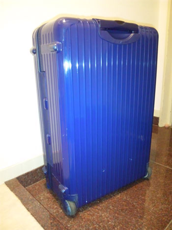 竹島宏のスーツケース